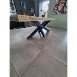 Table Artisanal en sapin Français type "CHEVRONS"