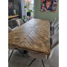 Table Artisanal en sapin Français type "CHEVRONS"